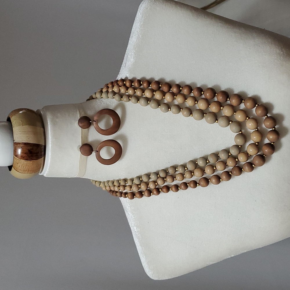 Chic Multi-Strand Brown Beaded Necklace Set